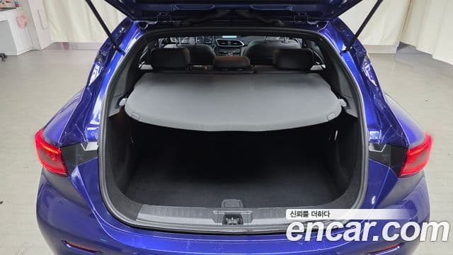 Infiniti Q30 2.0 Essential, 2019 20