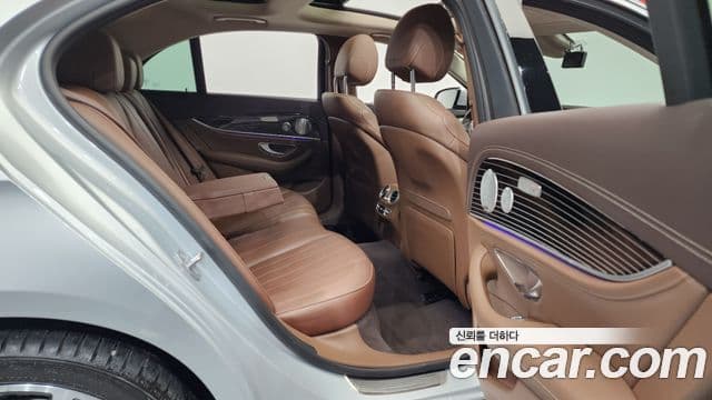 Mercedes-Benz E-класс W213 Exclusive, 2017 13