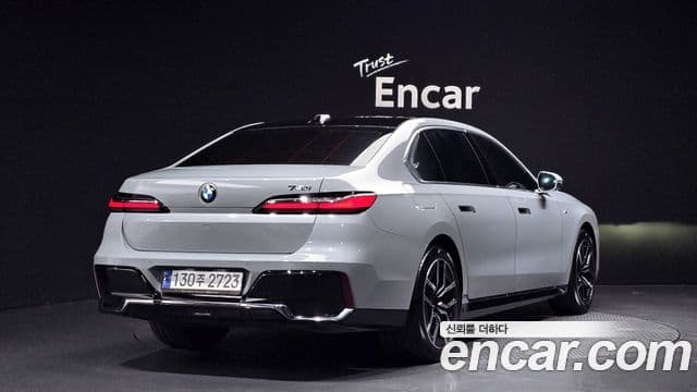 BMW 7시리즈 (G70) 740i sDrive M Sport, 2023 2