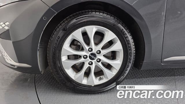 Kia K8 Noblesse, 2022 все фото