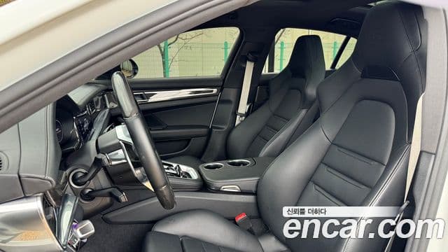 Porsche Panamera (971), 2020 13