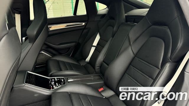 Porsche Panamera (971), 2020 14