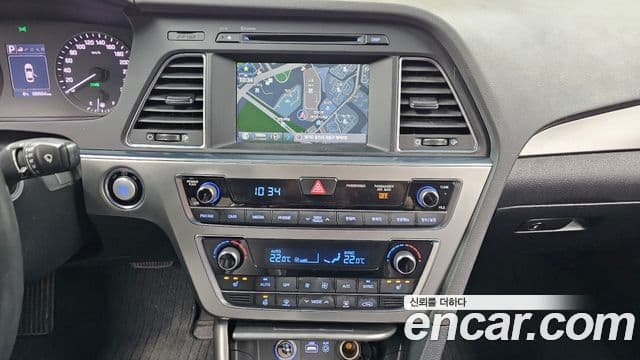 Hyundai LF Sonata 1.6 турбо Smart, 2016 16