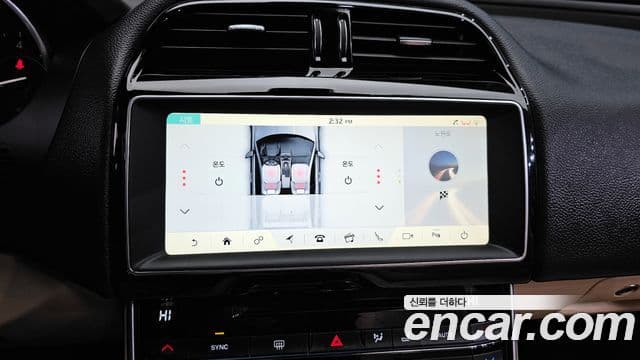 Jaguar XE Prestige, 2017 15