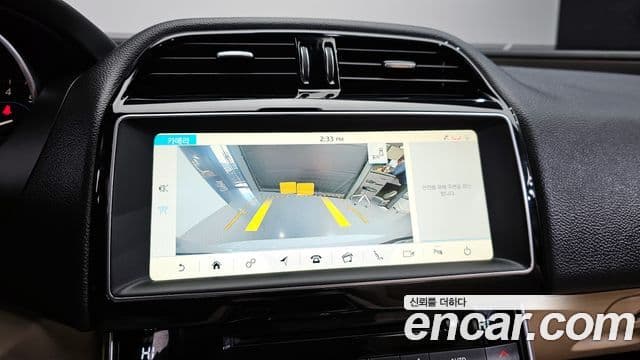 Jaguar XE Prestige, 2017 16