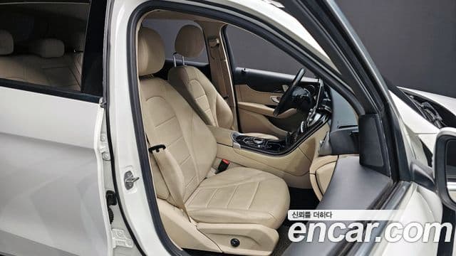 Mercedes-Benz GLC-класс X253 GLC300, 2017 12