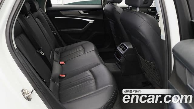 Audi A6 (C8), 2020 8