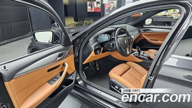 BMW 5시리즈 (G30) 530i M Sport, 2018 10