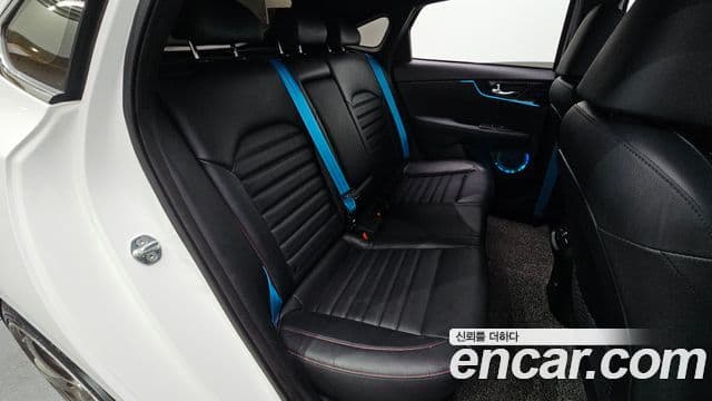 Kia The / новый New K3 2세대 Signature, 2022 13