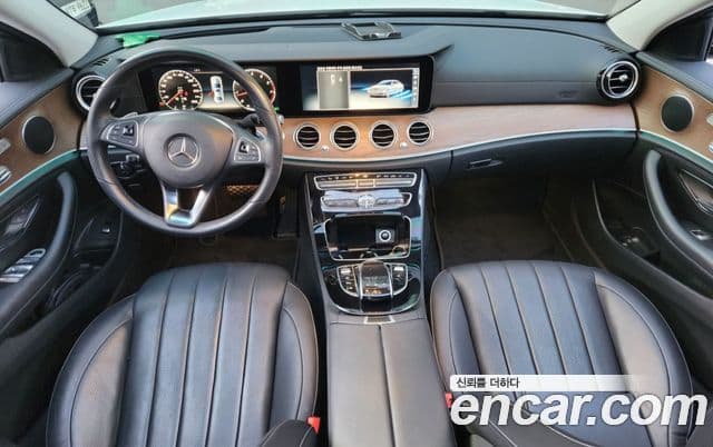 Mercedes-Benz E-класс W213 Exclusive, 2017 11