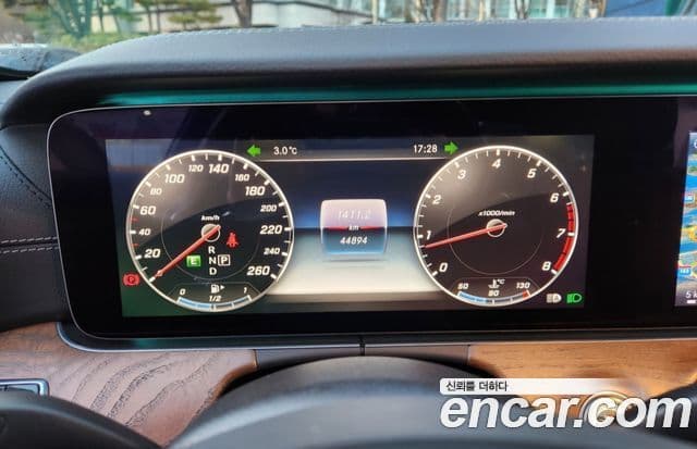 Mercedes-Benz E-класс W213 Exclusive, 2017 12