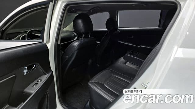 Kia Sportage R Premium, 2012 11