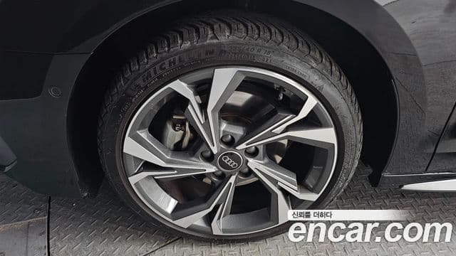 Audi A3 (8Y) Premium, 2023 все фото