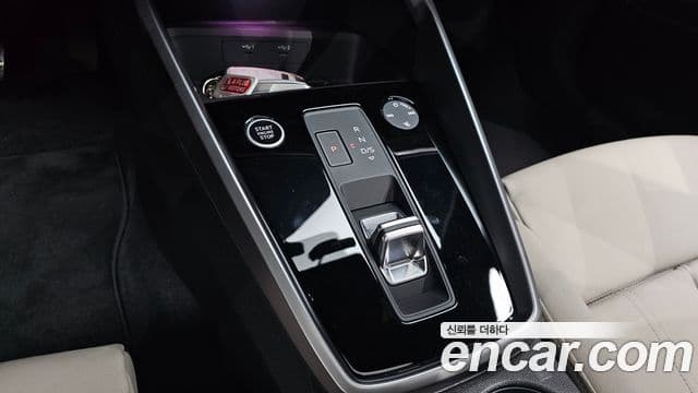 Audi A3 (8Y) Premium, 2023 9