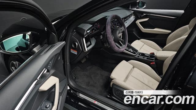 Audi A3 (8Y) Premium, 2023 11