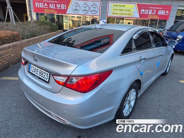 Hyundai YF Sonata LPI PTX, 2012 4