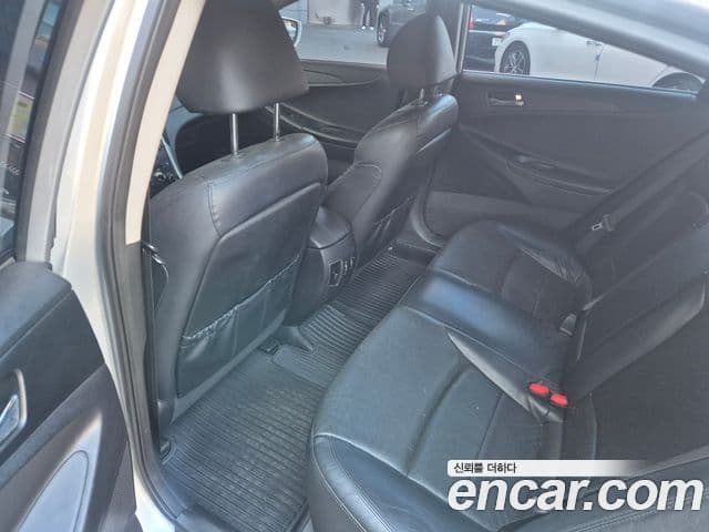 Hyundai YF Sonata LPI PTX, 2012 6