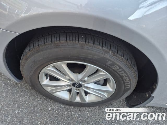 Hyundai YF Sonata LPI PTX, 2012 8