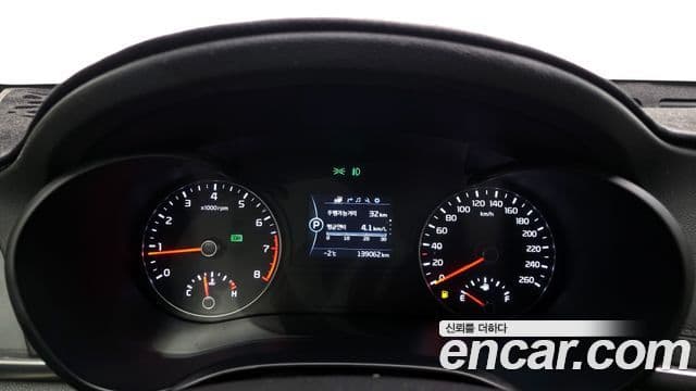 Kia K5 2세대 Noblesse, 2016 8