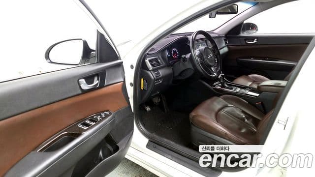 Kia K5 2세대 Noblesse, 2016 10