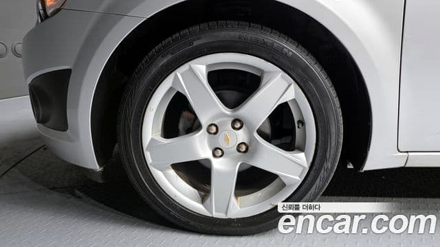 Chevrolet(GM대우) 아베오 хэтчбек топовая версия, 2012 все фото