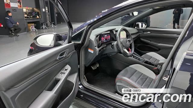 Volkswagen Гольф 8세대 2.0 GTI, 2022 11