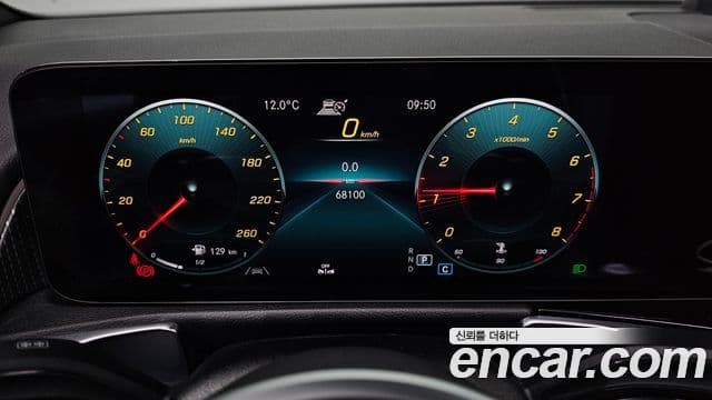 Mercedes-Benz GLB-класс X247 GLB220, 2021 8