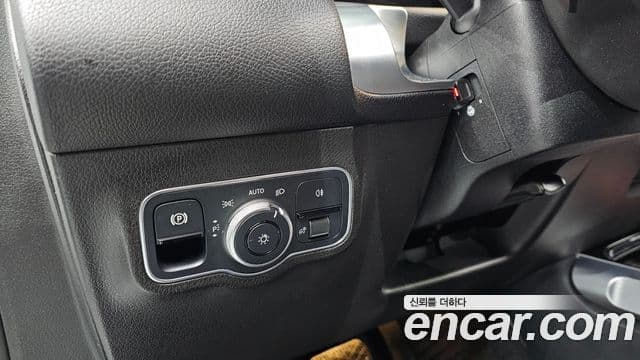 Mercedes-Benz GLB-класс X247 GLB220, 2021 12