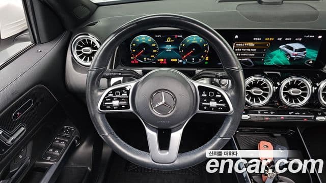 Mercedes-Benz GLB-класс X247 GLB220, 2021 13