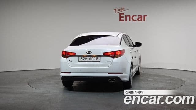 Kia K5 Special, 2013 4