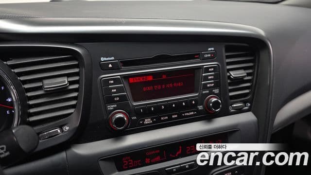 Kia K5 Special, 2013 15