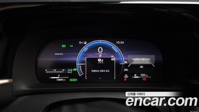 Toyota 크라운 кроссовер 2.4 4WD Dual Boost гибрид, 2023 8