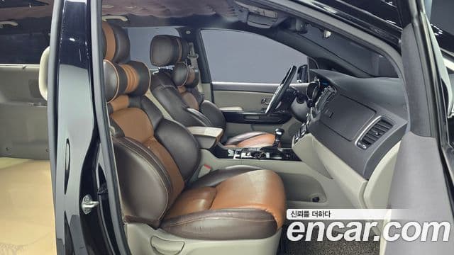 Kia All New Carnival Prestige, 2018 10