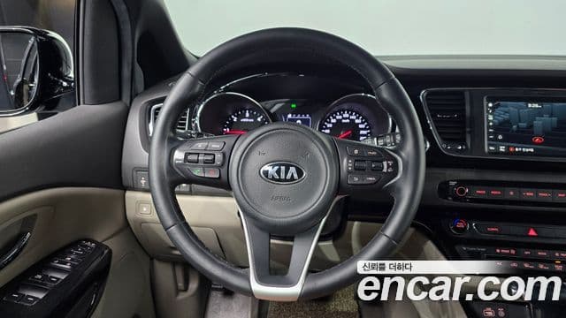 Kia All New Carnival Prestige, 2018 13
