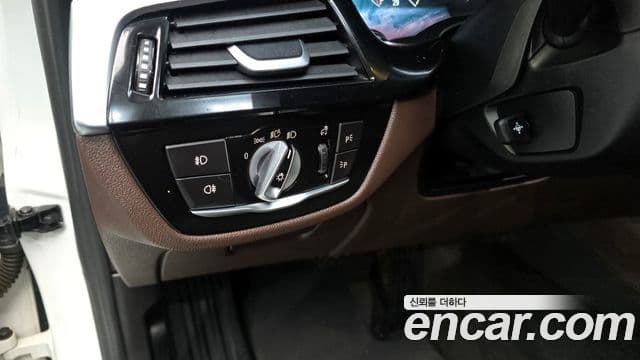 BMW 5시리즈 (G30) 530i Luxury Plus, 2019 13