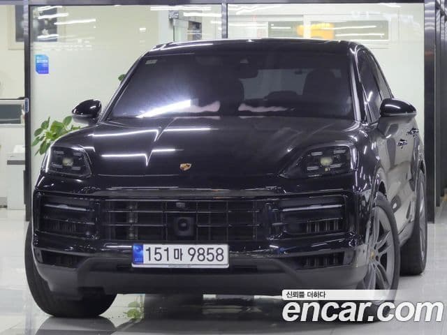Porsche Cayenne (PO536), 2024 1
