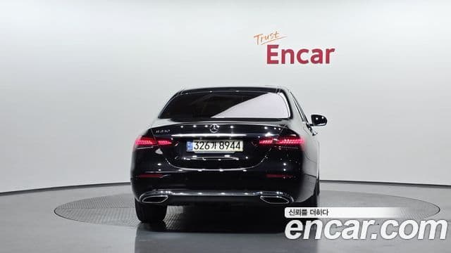Mercedes-Benz E-класс W213 Avantgarde, 2021 4