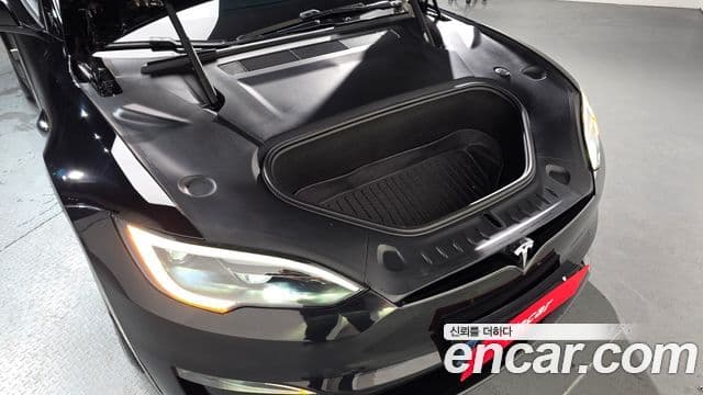 Tesla модель S Plaid, 2023 6