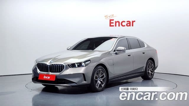 BMW 5시리즈 (G60), 2025 1