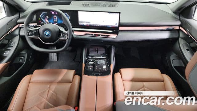 BMW 5시리즈 (G60), 2025 7