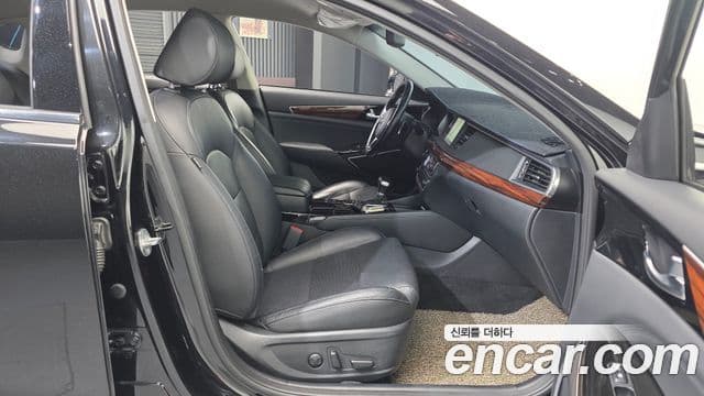 Kia All New K7 Noblesse, 2017 11