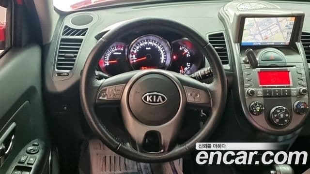 Kia Soul Safety, 2010 12