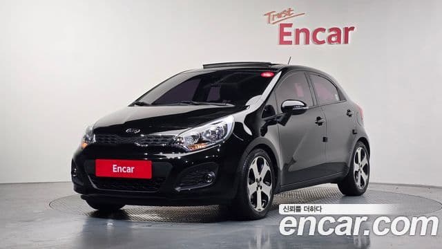 Kia All New Pride Prestige, 2012 1