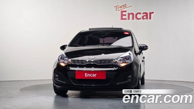 Kia All New Pride Prestige, 2012 3