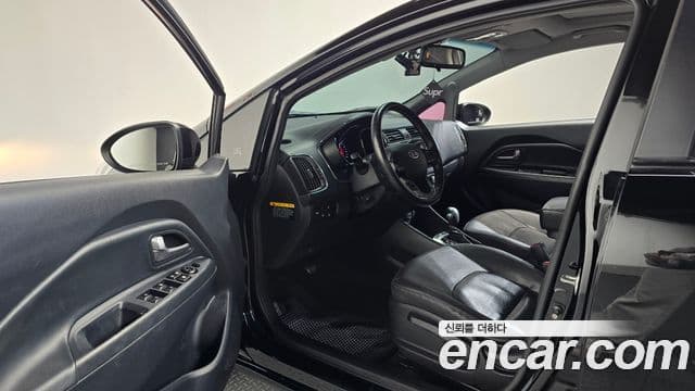 Kia All New Pride Prestige, 2012 10