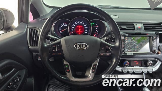 Kia All New Pride Prestige, 2012 13
