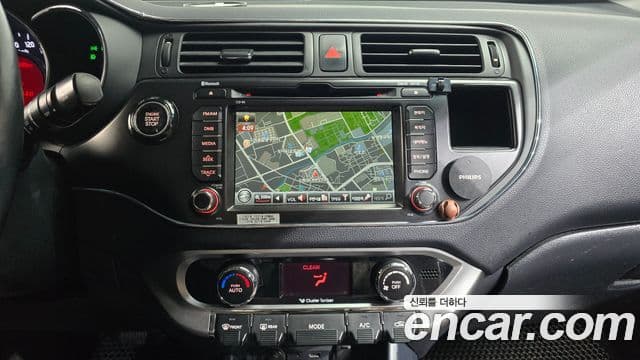 Kia All New Pride Prestige, 2012 15