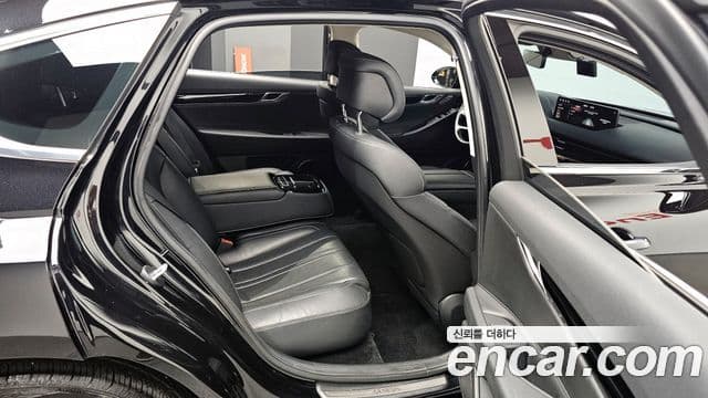 Genesis G80 (RG3) бензин 2.5 турбо 2WD, 2021 12