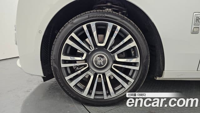 Rolls-Royce 고스트 2세대, 2023 все фото