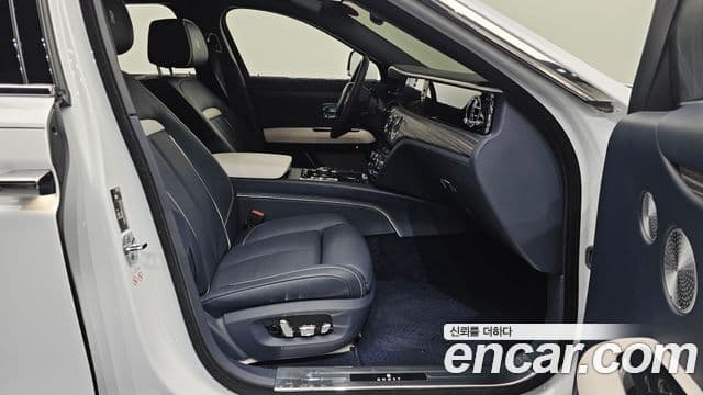 Rolls-Royce 고스트 2세대, 2023 11